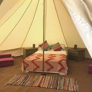 glamp-natura-kryspinow.krakowhotelspoland.com/