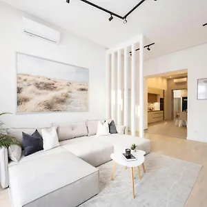 Luxurious & Spacious With Balcony Apartment